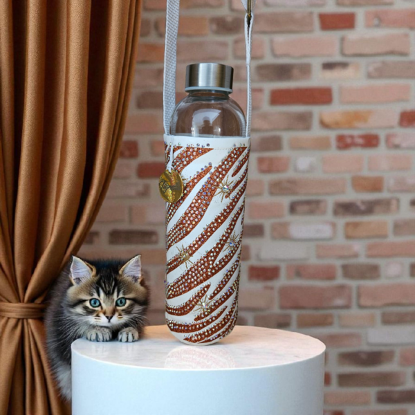 Glass Water Bottle in Faux Leather Rhinestone Sleeve 750ml - Image 7