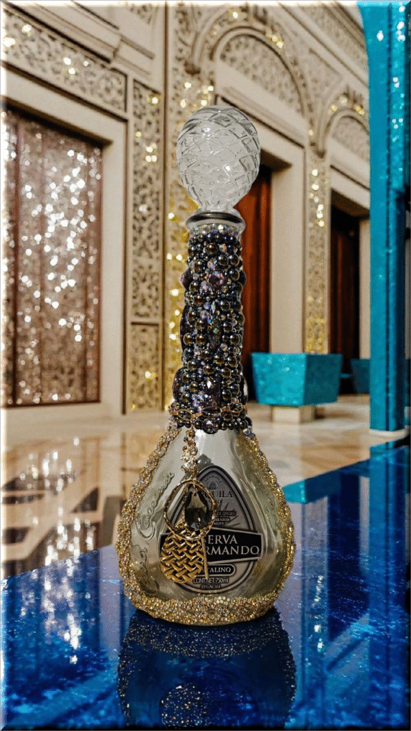 Reserva Don Armando Tequila Bottle - Image 5